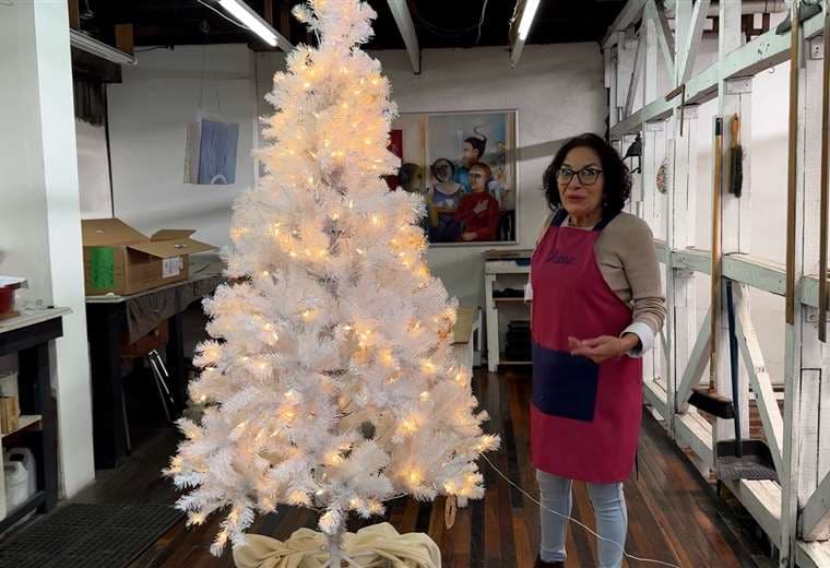 El árbol navideño que nació del duelo y hoy brilla con amor