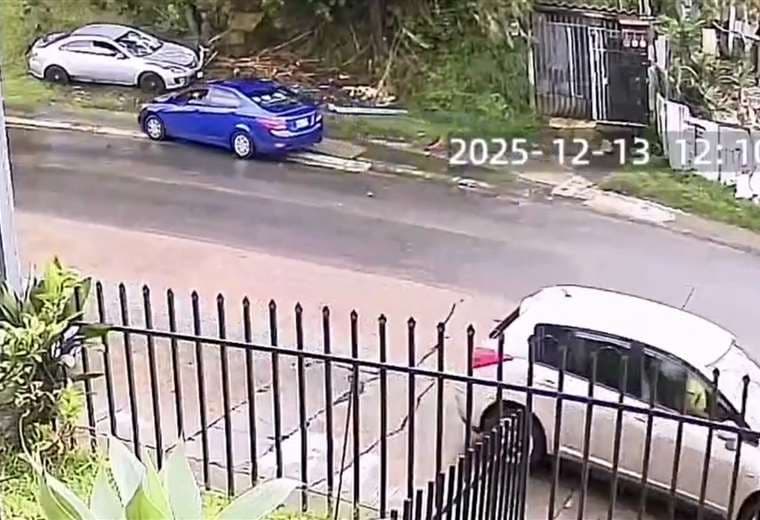 Conductor que atropelló y lanzó por los aires a corredor en Guadalupe fue sometido a prueba de alcoholemia