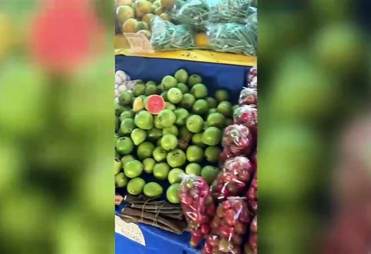 “Choque de realidad muy duro”: influencer cubana se sorprende tras visitar feria en Costa Rica