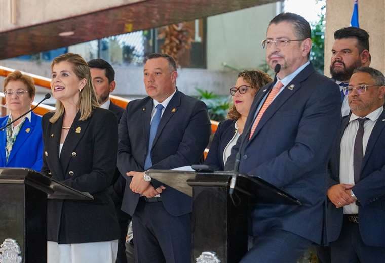 Laura Fernández reafirma deseo de que Rodrigo Chaves la acompañe en su gobierno