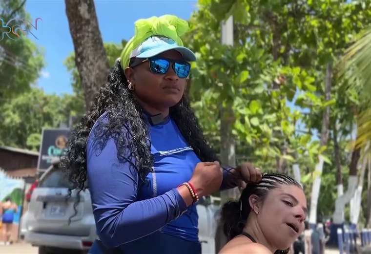 Felicia trenza más que cabello en las playas de Herradura