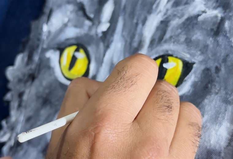 De la creatividad al estilo: Jona Morales reinventa ‘jackets’ en Desamparados