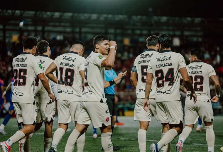 Alajuelense tiene un calendario lleno de rivales directos para cerrar la fase regular del Clausura