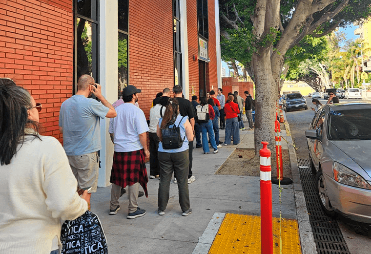 Consulados reportan alta participación de costarricenses durante la votación en el exterior
