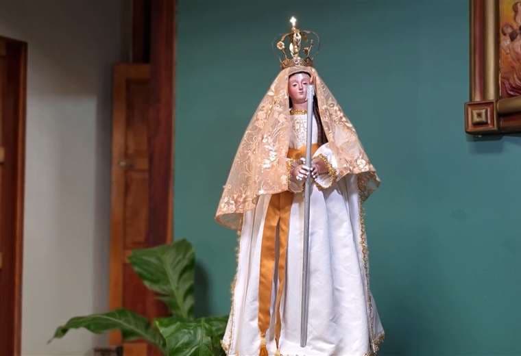 La Virgen de la Candelaria vuelve a reunir a Esparza en una de sus fiestas más emblemáticas