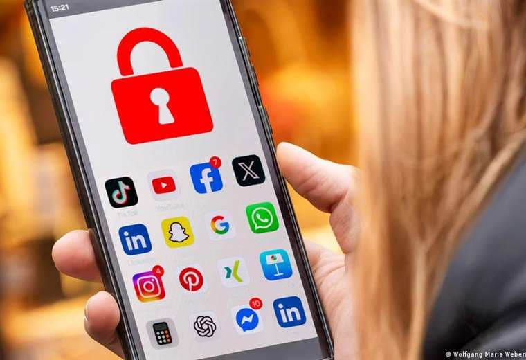 España prohibirá acceder a redes sociales a menores de 16 años