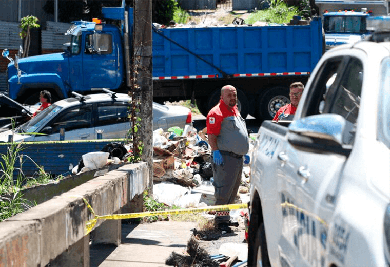 Macabro hallazgo: Trabajadores municipales encuentran cuerpo en basurero