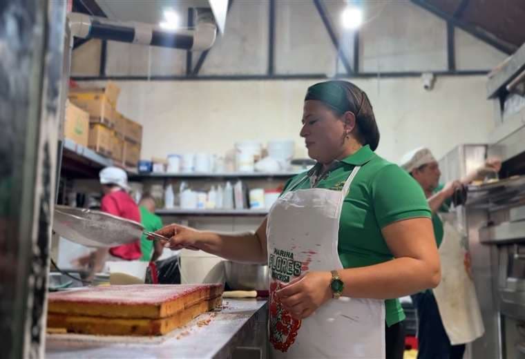 La panadera que convirtió los errores en su receta de éxito en Tibás