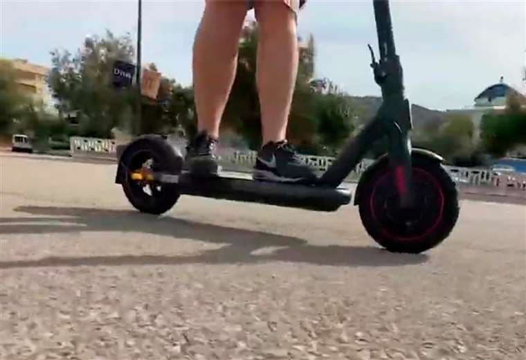 Boom de 'scooters' eléctricos en Costa Rica abre debate por falta de regulación