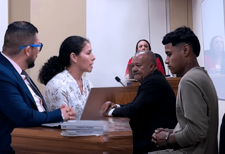 Video: Mamá de Nadia Peraza y sospechoso de femicidio cara a cara en último día de juicio