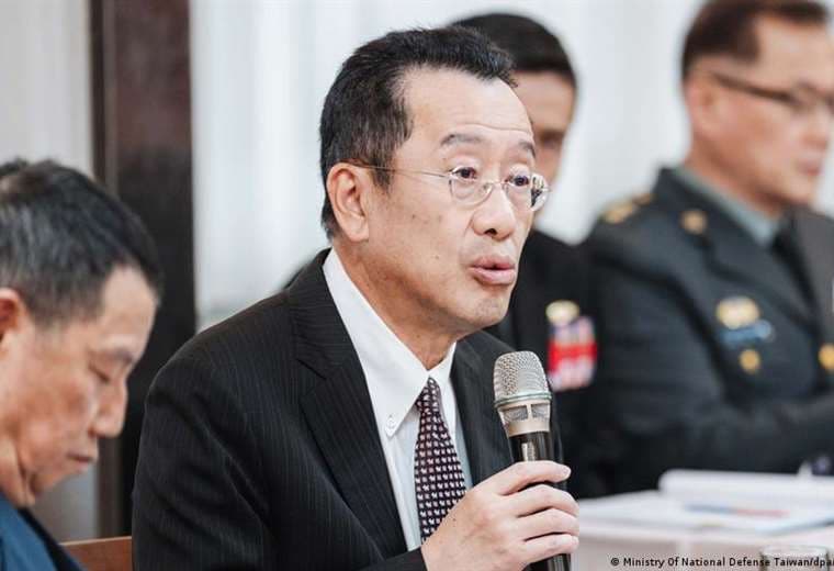 Taiwán pide mejorar sus defensas para prevenir invasión china