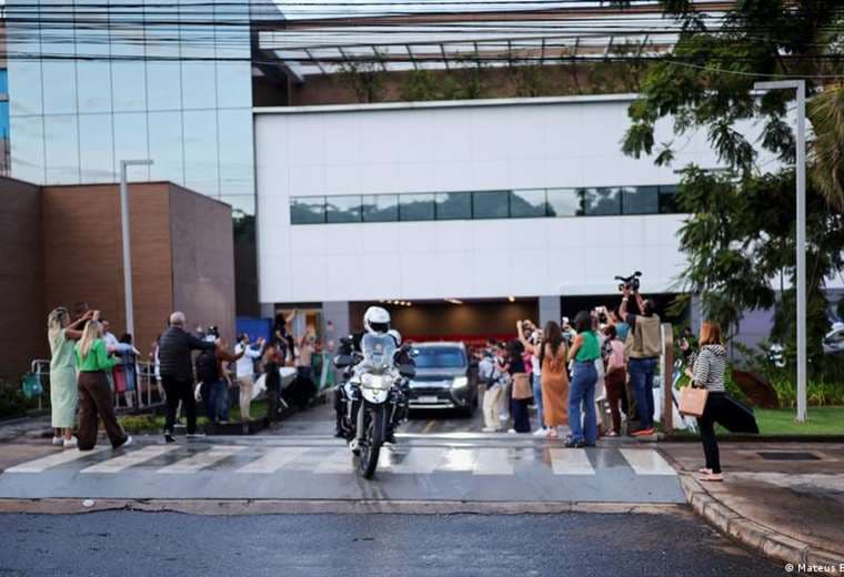Bolsonaro sigue en cuidados intensivos tras una semana en el hospital
