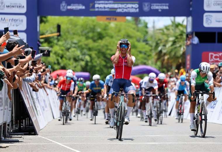 Tico Jason Huertas se coronó campeón panamericano de ruta