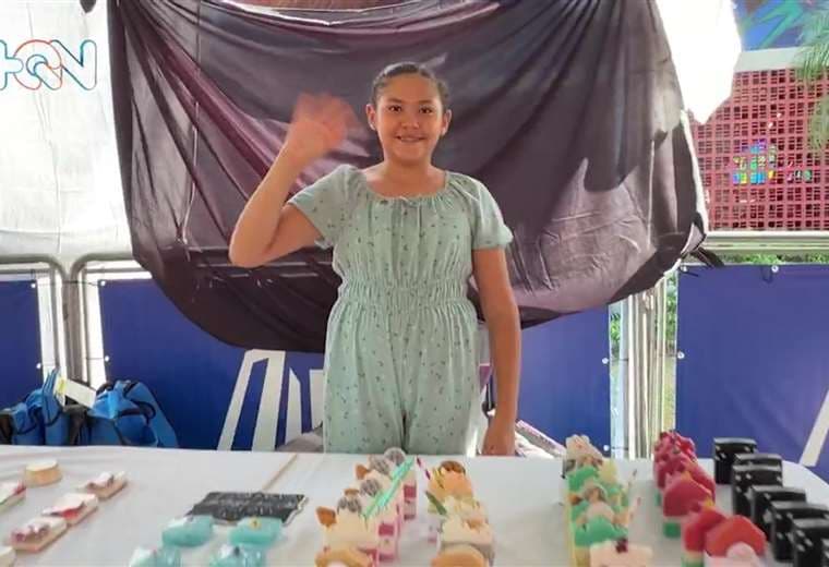 La pequeña emprendedora de Guanacaste que diseña sus propios jabones