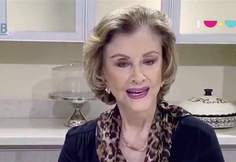 Tía Florita está por cumplir sus 99 años y goza de buena salud