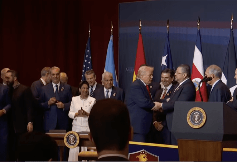 Trump insta a usar fuerzas militares contra cárteles durante cumbre en la que participa Costa Rica