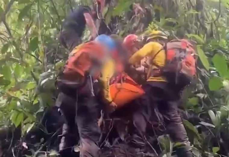 Cámara en casco de bombero registra impactante rescate en Sarapiquí