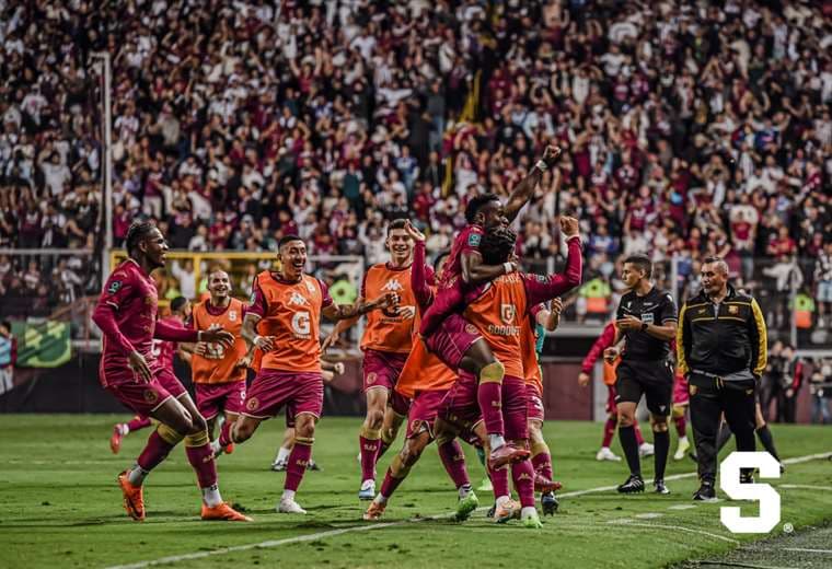 Saprissa-Herediano. Saprissa