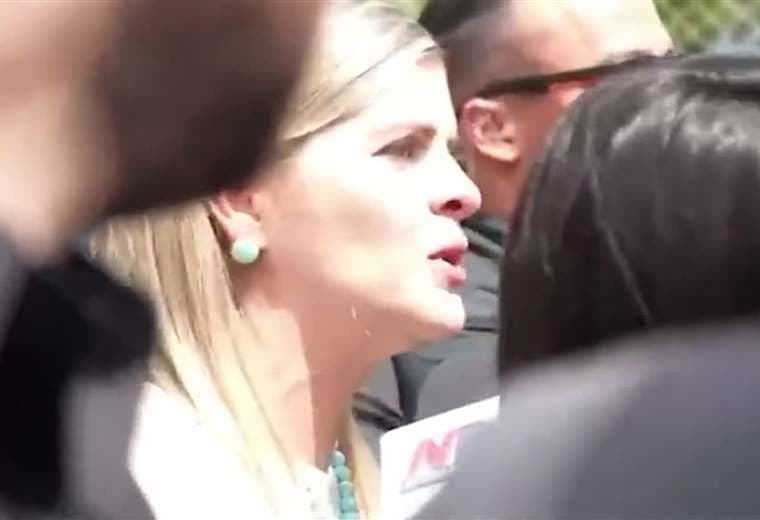 Laura Fernández: "Un policía caído por un desgraciado que había sido pasado 29 veces"