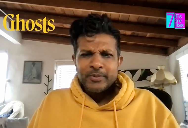 El actor que triunfa actuando rodeado de fantasmas… que no puede ver