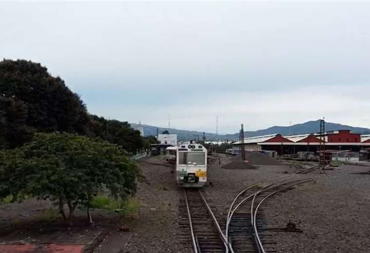 Habilitan horarios especiales de tren para asistir al Traspaso de Poderes