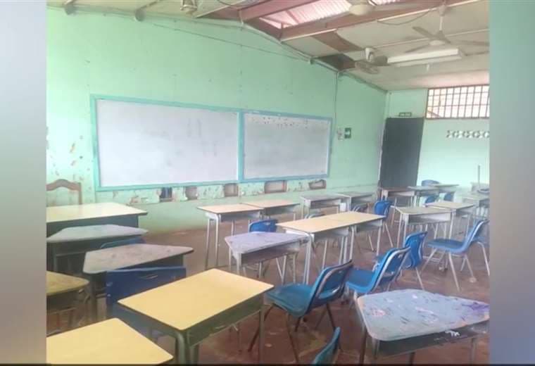 Hay acuerdo con MEP para impulsar nuevo colegio en Puerto Jiménez, según padres de familia