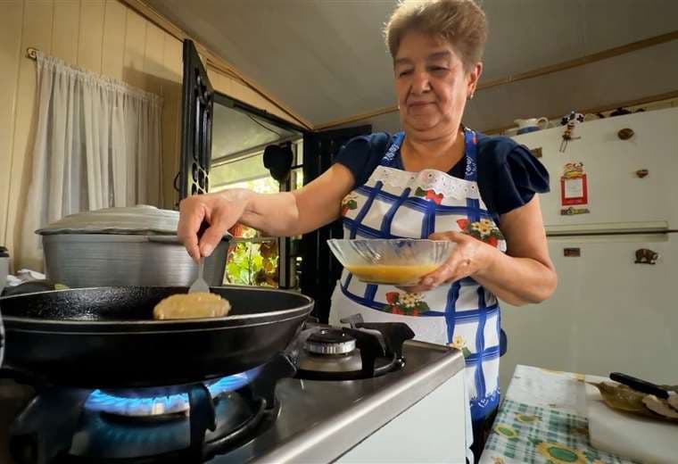 Elida Paniagua revela la receta de las tortas pericas que hicieron famoso a Río Grande de Atenas