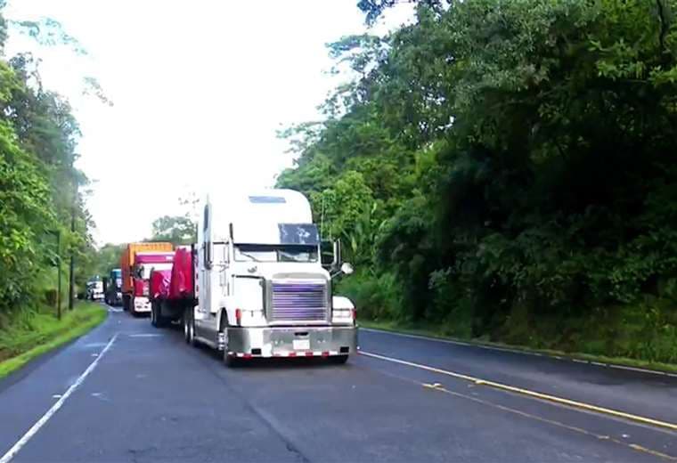 Paso por Ruta 32 se mantiene inhabilitado