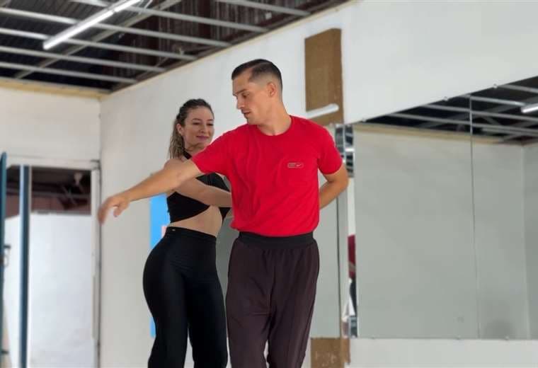 Josito cambió los vicios por el baile y hoy inspira a toda una comunidad